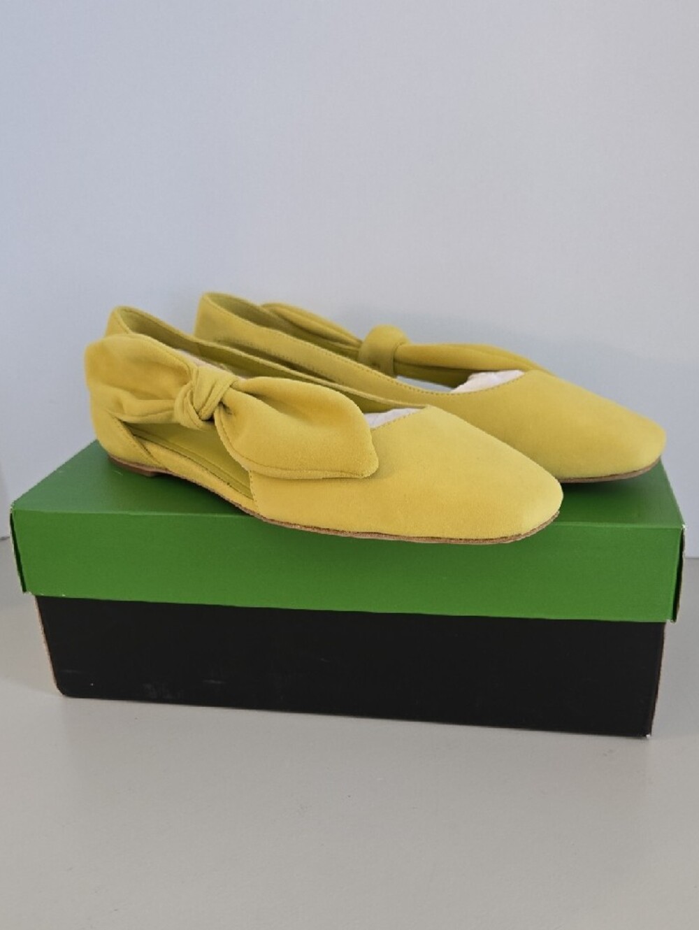 NIB Kate Spade Bunnie Flat in Lime Slice Size 6.5